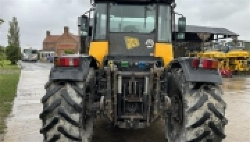 JCB 3185 Fastrac Smoothshift - Traktor: slika JCB 3185 Fastrac Smoothshift - Traktor JCB 3185 Fastrac Smoothshift - Traktor: slika JCB 3185 Fastrac Smoothshift - Traktor