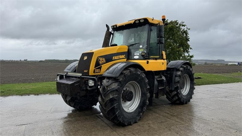 JCB 3185 Fastrac Smoothshift - Traktor: slika JCB 3185 Fastrac Smoothshift - Traktor JCB 3185 Fastrac Smoothshift - Traktor: slika JCB 3185 Fastrac Smoothshift - Traktor