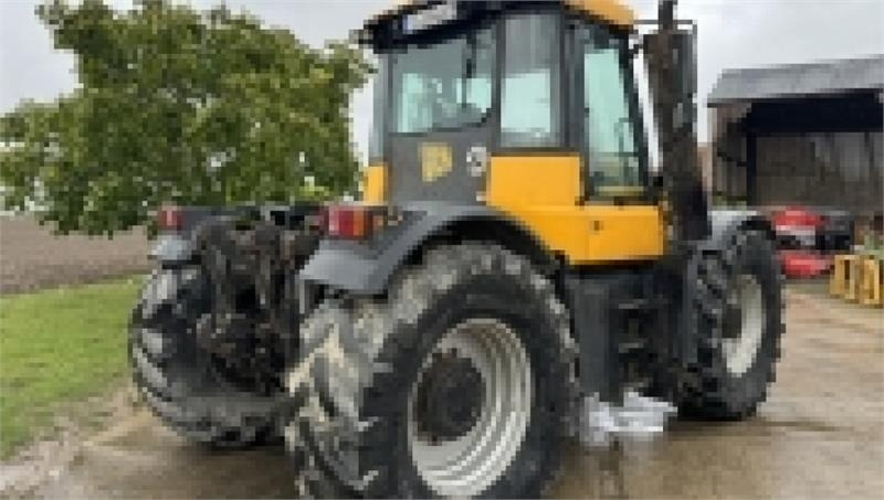 JCB 3185 Fastrac Smoothshift - Traktor: slika JCB 3185 Fastrac Smoothshift - Traktor JCB 3185 Fastrac Smoothshift - Traktor: slika JCB 3185 Fastrac Smoothshift - Traktor
