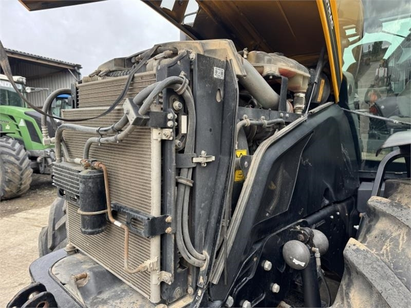 Traktor JCB Fastrac 4220 **8000 Hour Warranty**: slika Traktor JCB Fastrac 4220 **8000 Hour Warranty**