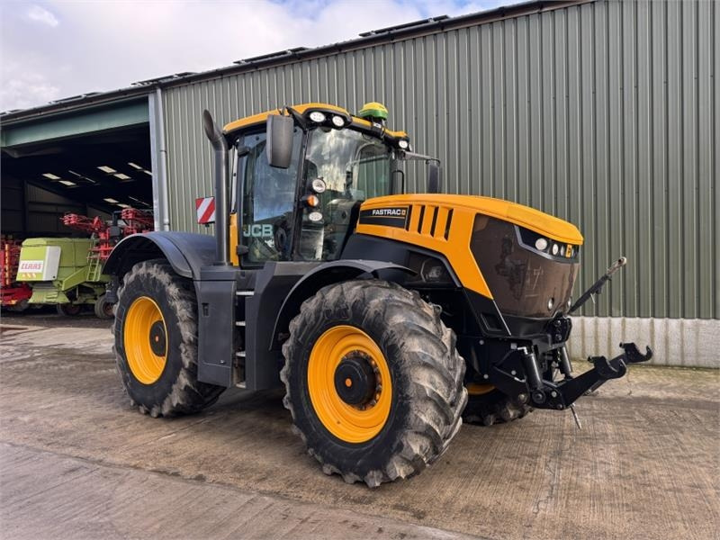 JCB Fastrac 8330 - Traktor: slika JCB Fastrac 8330 - Traktor JCB Fastrac 8330 - Traktor: slika JCB Fastrac 8330 - Traktor