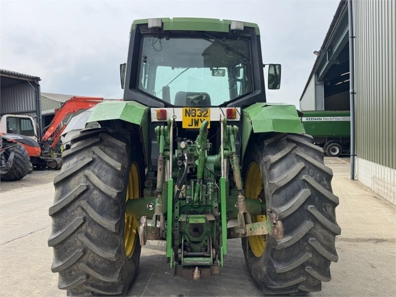 John Deere 6800 - Traktor: slika John Deere 6800 - Traktor John Deere 6800 - Traktor: slika John Deere 6800 - Traktor