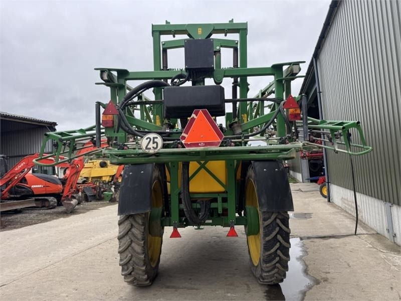 John Deere John Deere 732 Trailed Sprayer - Prskalica za traktor: slika John Deere John Deere 732 Trailed Sprayer - Prskalica za traktor John Deere John Deere 732 Trailed Sprayer - Prskalica za traktor: slika John Deere John Deere 732 Trailed Sprayer - Prskalica za traktor