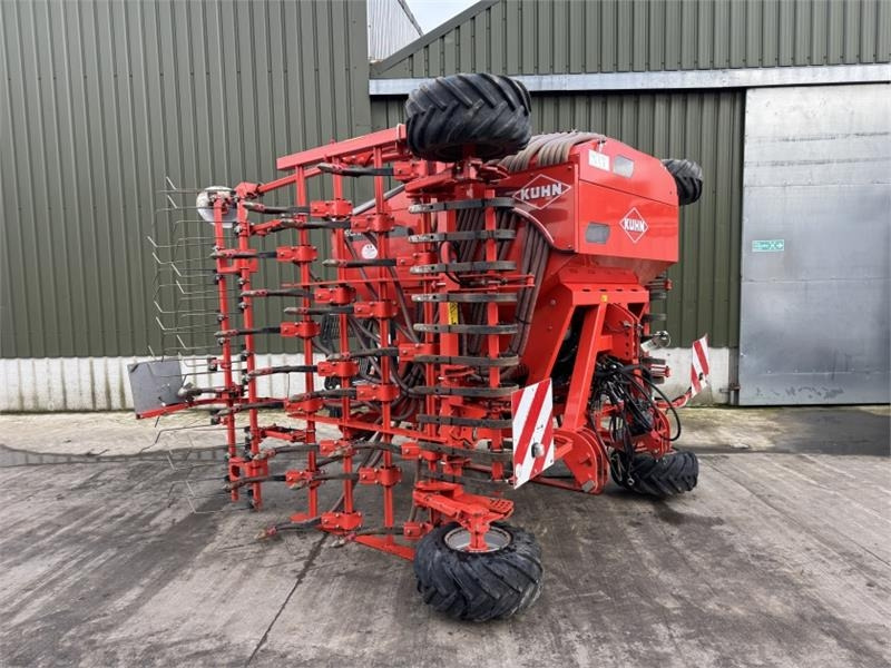 Kuhn Megant 480 Tine Drill - Kombajn i sijačica: slika Kuhn Megant 480 Tine Drill - Kombajn i sijačica Kuhn Megant 480 Tine Drill - Kombajn i sijačica: slika Kuhn Megant 480 Tine Drill - Kombajn i sijačica
