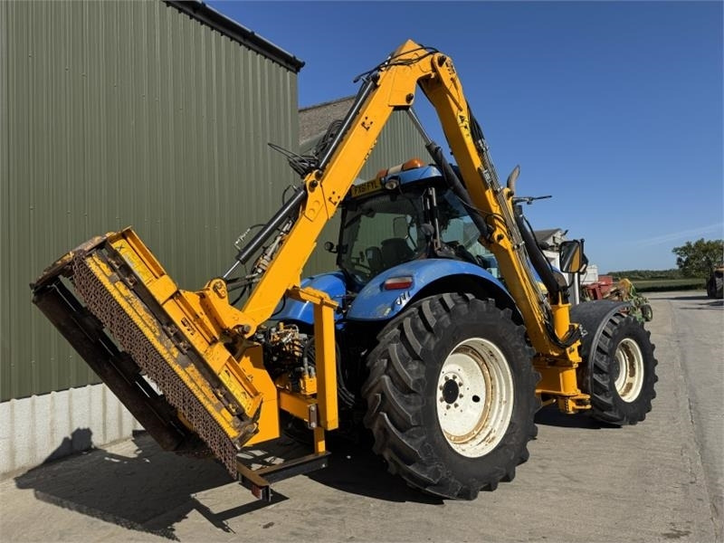 New Holland New Holland T6080 c/w Herder Cavalier Mid Mount He - Kranska kosilica: slika New Holland New Holland T6080 c/w Herder Cavalier Mid Mount He - Kranska kosilica New Holland New Holland T6080 c/w Herder Cavalier Mid Mount He - Kranska kosilica: slika New Holland New Holland T6080 c/w Herder Cavalier Mid Mount He - Kranska kosilica