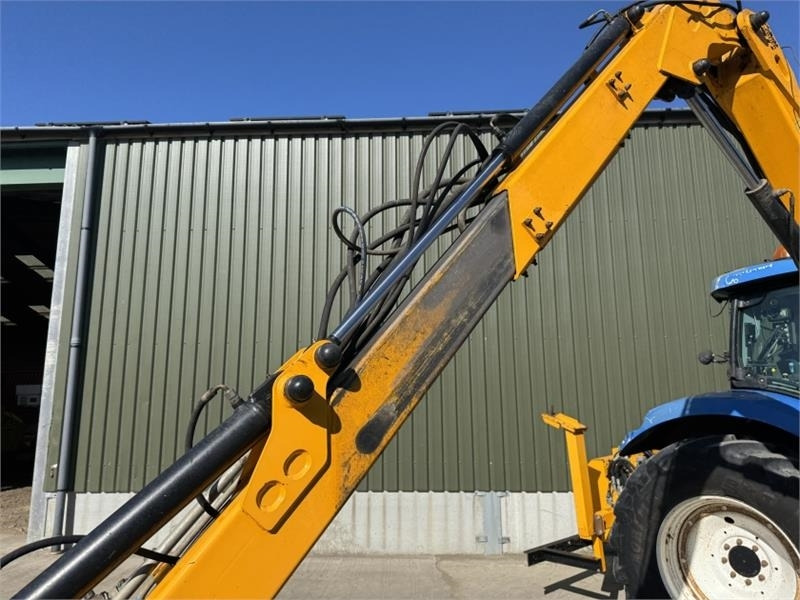 Zakup New Holland New Holland T6080 c/w Herder Cavalier Mid Mount He  New Holland New Holland T6080 c/w Herder Cavalier Mid Mount He: slika Zakup New Holland New Holland T6080 c/w Herder Cavalier Mid Mount He  New Holland New Holland T6080 c/w Herder Cavalier Mid Mount He