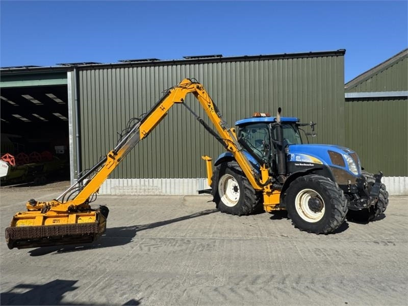 New Holland New Holland T6080 c/w Herder Cavalier Mid Mount He - Kranska kosilica: slika New Holland New Holland T6080 c/w Herder Cavalier Mid Mount He - Kranska kosilica New Holland New Holland T6080 c/w Herder Cavalier Mid Mount He - Kranska kosilica: slika New Holland New Holland T6080 c/w Herder Cavalier Mid Mount He - Kranska kosilica