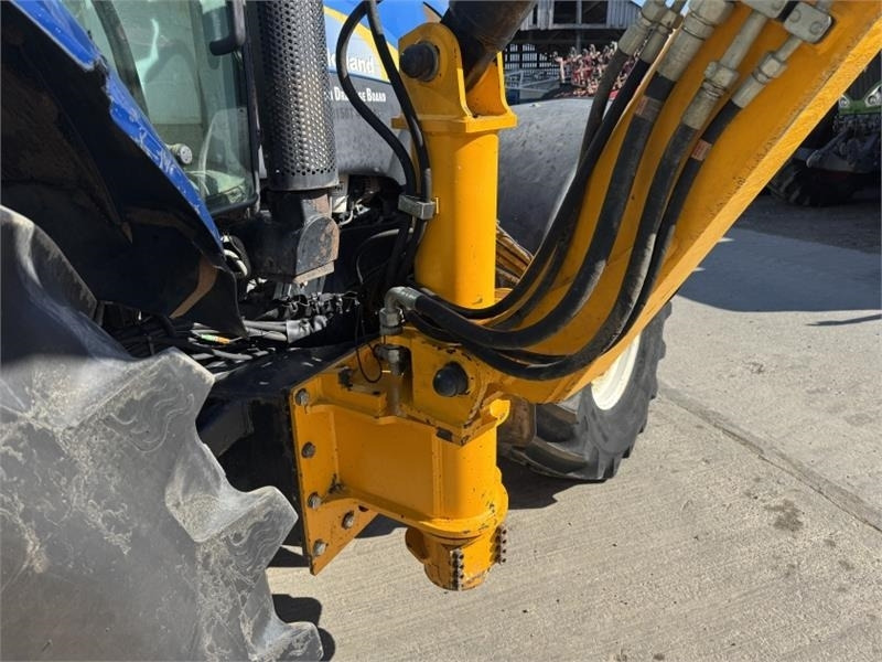 Zakup New Holland New Holland T6080 c/w Herder Cavalier Mid Mount He  New Holland New Holland T6080 c/w Herder Cavalier Mid Mount He: slika Zakup New Holland New Holland T6080 c/w Herder Cavalier Mid Mount He  New Holland New Holland T6080 c/w Herder Cavalier Mid Mount He