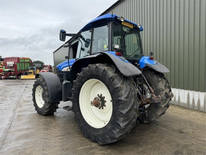 New Holland TM190 - Traktor: slika New Holland TM190 - Traktor New Holland TM190 - Traktor: slika New Holland TM190 - Traktor