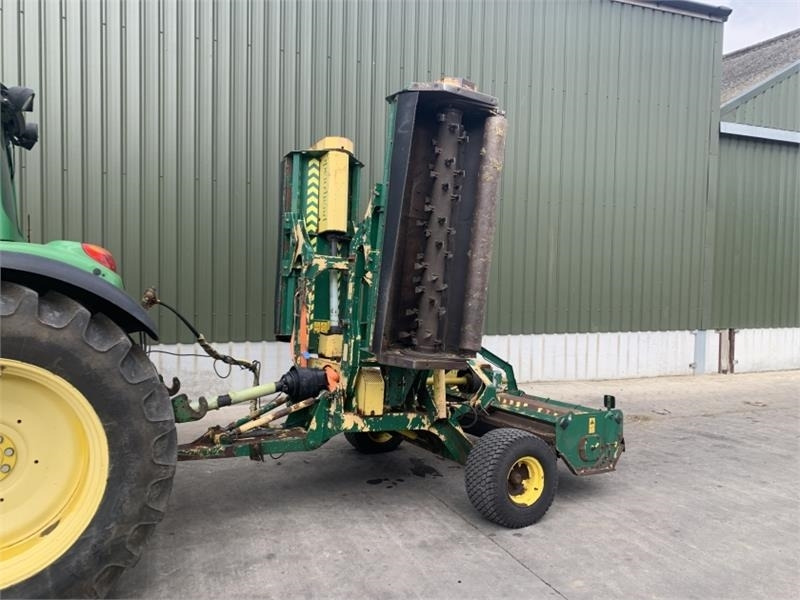 Spearhead Trident 4000 4M Folding Flail Mower - Kosilica: slika Spearhead Trident 4000 4M Folding Flail Mower - Kosilica Spearhead Trident 4000 4M Folding Flail Mower - Kosilica: slika Spearhead Trident 4000 4M Folding Flail Mower - Kosilica