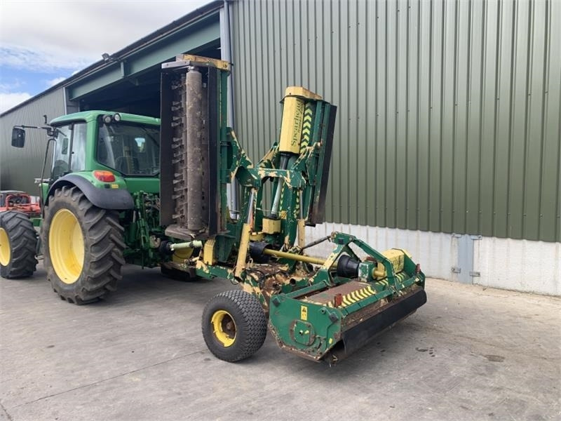 Spearhead Trident 4000 4M Folding Flail Mower - Kosilica: slika Spearhead Trident 4000 4M Folding Flail Mower - Kosilica Spearhead Trident 4000 4M Folding Flail Mower - Kosilica: slika Spearhead Trident 4000 4M Folding Flail Mower - Kosilica