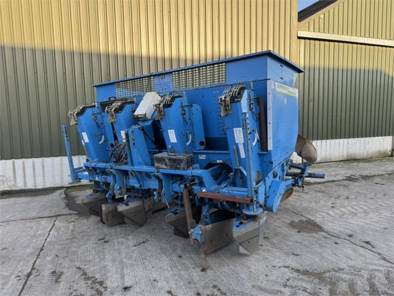 Standen Pearson SP400 Planter - Sadilica za krumpir: slika Standen Pearson SP400 Planter - Sadilica za krumpir Standen Pearson SP400 Planter - Sadilica za krumpir: slika Standen Pearson SP400 Planter - Sadilica za krumpir