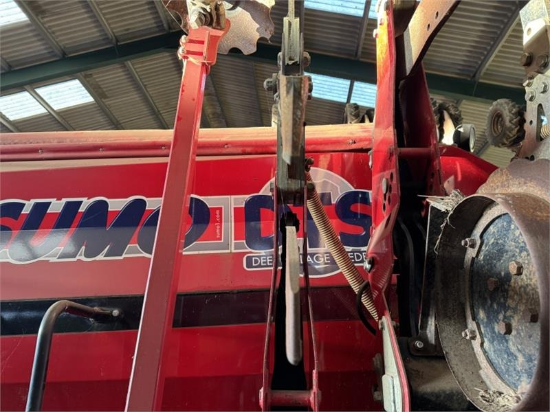 Kombajn i sijačica Sumo 6m DTS Deep Tillage Seeder Trailed Direct Drill: slika Kombajn i sijačica Sumo 6m DTS Deep Tillage Seeder Trailed Direct Drill