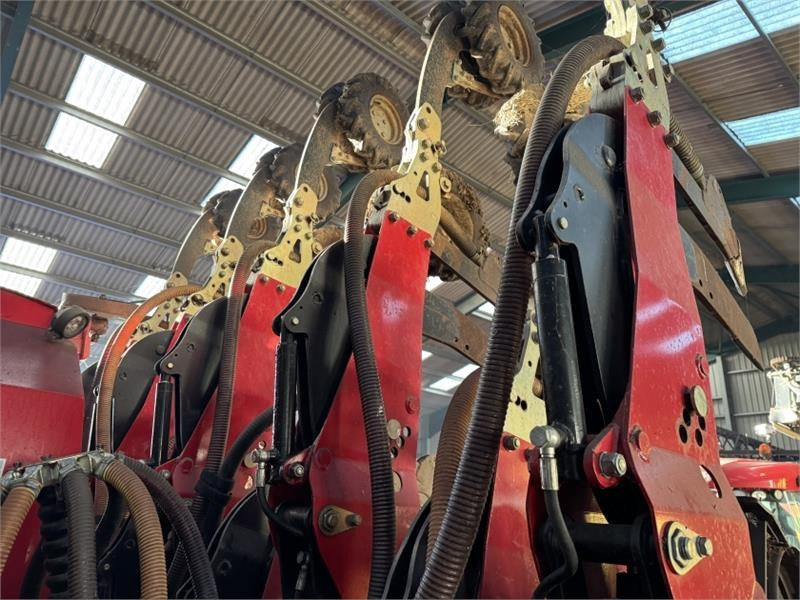 Kombajn i sijačica Sumo 6m DTS Deep Tillage Seeder Trailed Direct Drill: slika Kombajn i sijačica Sumo 6m DTS Deep Tillage Seeder Trailed Direct Drill