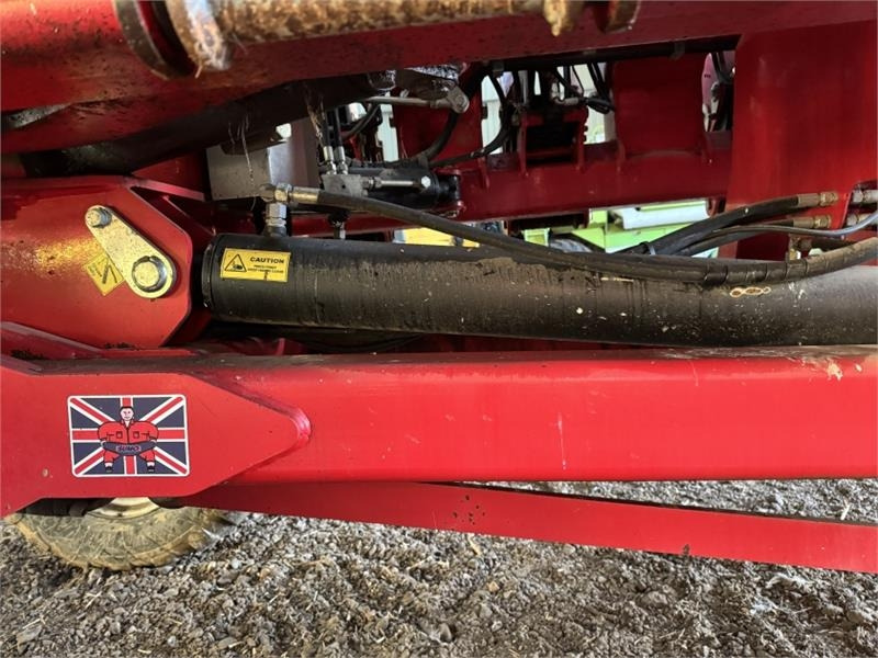 Kombajn i sijačica Sumo 6m DTS Deep Tillage Seeder Trailed Direct Drill: slika Kombajn i sijačica Sumo 6m DTS Deep Tillage Seeder Trailed Direct Drill