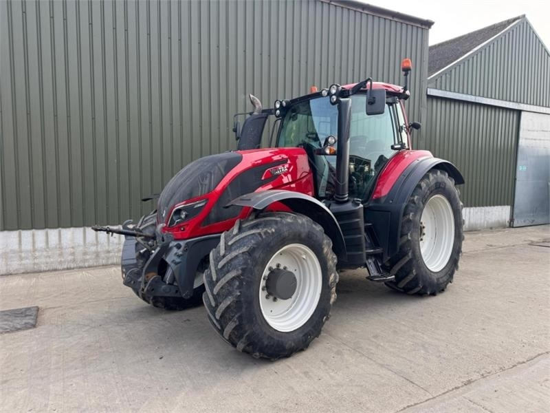 Valtra T194 Versu - Traktor: slika Valtra T194 Versu - Traktor Valtra T194 Versu - Traktor: slika Valtra T194 Versu - Traktor