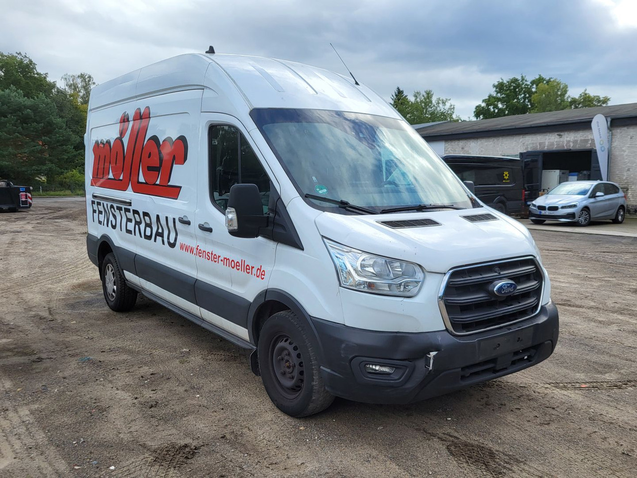 FORD Transit 350 - Dostavno vozilo: slika FORD Transit 350 - Dostavno vozilo FORD Transit 350 - Dostavno vozilo: slika FORD Transit 350 - Dostavno vozilo