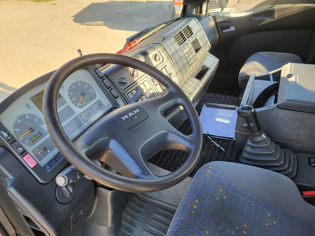 MAN TGA 18.310 - Kamion: slika MAN TGA 18.310 - Kamion MAN TGA 18.310 - Kamion: slika MAN TGA 18.310 - Kamion