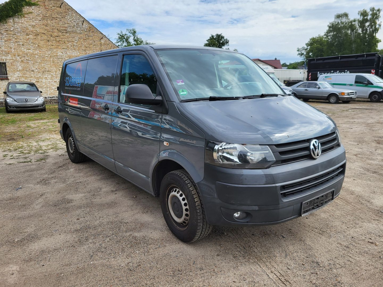 VOLKSWAGEN T5 Typ 7J0 - Furgon: slika VOLKSWAGEN T5 Typ 7J0 - Furgon VOLKSWAGEN T5 Typ 7J0 - Furgon: slika VOLKSWAGEN T5 Typ 7J0 - Furgon