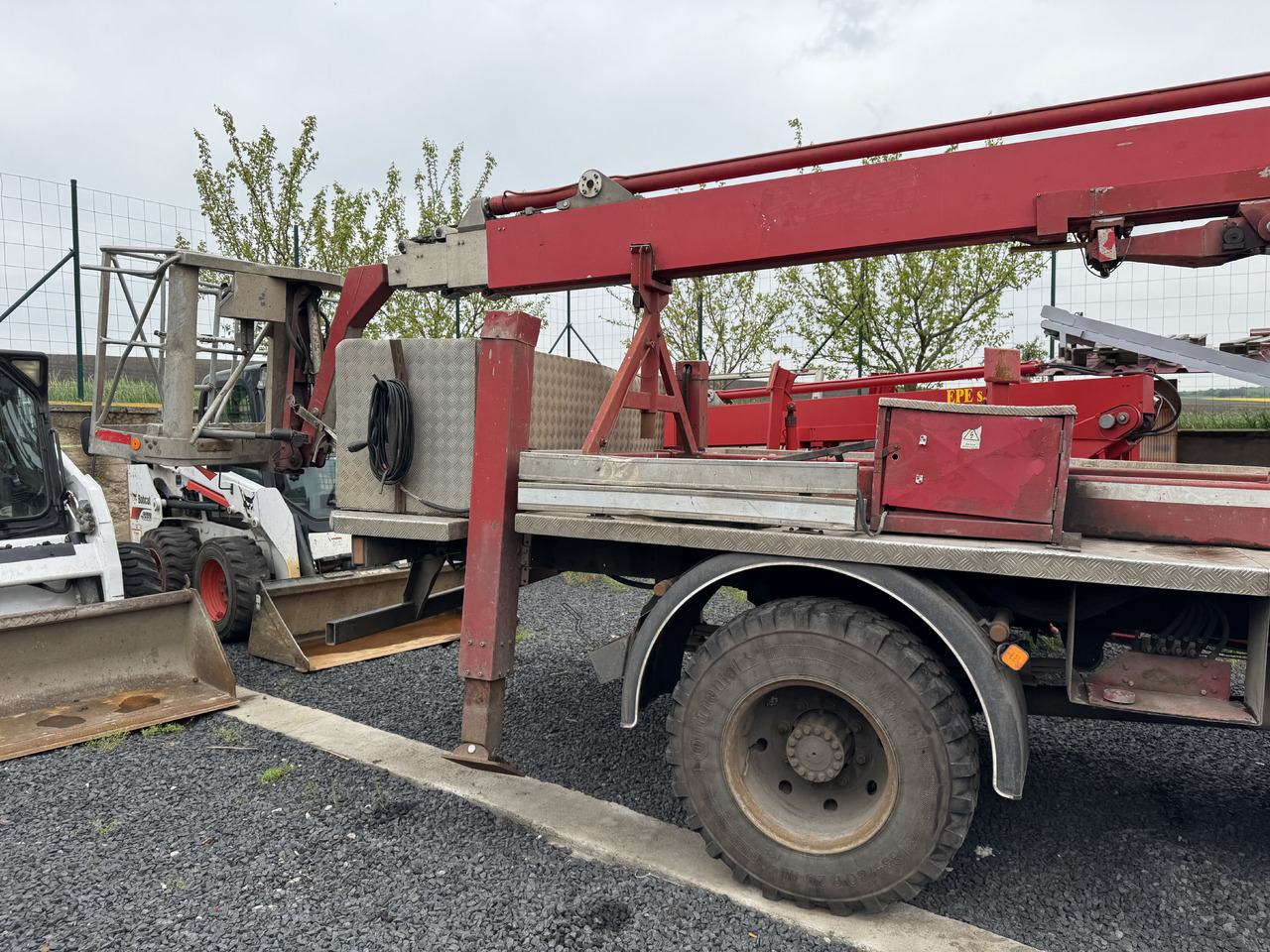 MAN 8-163 / 4X4 / PODNOŚNIK KOSZOWY / NISKI PRZEBIEG - Kamion s kranom: slika MAN 8-163 / 4X4 / PODNOŚNIK KOSZOWY / NISKI PRZEBIEG - Kamion s kranom MAN 8-163 / 4X4 / PODNOŚNIK KOSZOWY / NISKI PRZEBIEG - Kamion s kranom: slika MAN 8-163 / 4X4 / PODNOŚNIK KOSZOWY / NISKI PRZEBIEG - Kamion s kranom