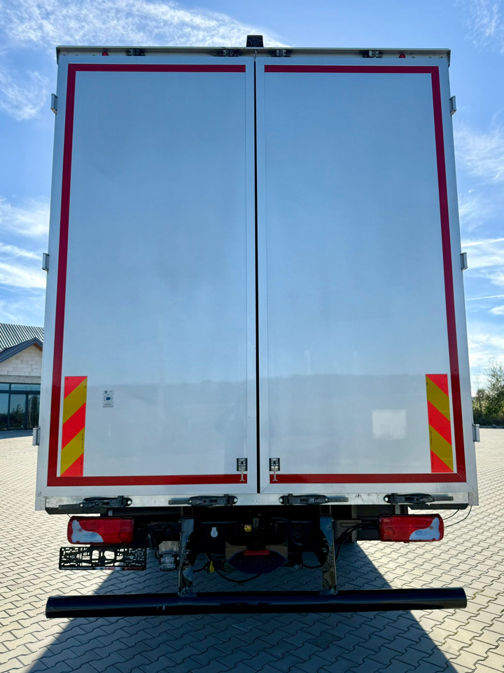 MAN TGM 15.290 / KONTENER / IZOTERMA / AUTOMAT / 7.5 M DŁUGOŚCI / 18 PALET / SYPIALKA / EURO 6 / 2020 ROK / 480 TYS KM / SPROWADZONY - Izotermni kamion: slika MAN TGM 15.290 / KONTENER / IZOTERMA / AUTOMAT / 7.5 M DŁUGOŚCI / 18 PALET / SYPIALKA / EURO 6 / 2020 ROK / 480 TYS KM / SPROWADZONY - Izotermni kamion MAN TGM 15.290 / KONTENER / IZOTERMA / AUTOMAT / 7.5 M DŁUGOŚCI / 18 PALET / SYPIALKA / EURO 6 / 2020 ROK / 480 TYS KM / SPROWADZONY - Izotermni kamion: slika MAN TGM 15.290 / KONTENER / IZOTERMA / AUTOMAT / 7.5 M DŁUGOŚCI / 18 PALET / SYPIALKA / EURO 6 / 2020 ROK / 480 TYS KM / SPROWADZONY - Izotermni kamion