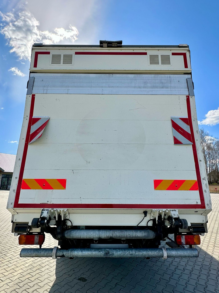 MAN TGX 18.360 / CHŁODNIA / WINDA / AUTOMAT / 19 EUROPALET / THERMO KING / SYPIALKA / SPROWADZONY - Kamion hladnjača: slika MAN TGX 18.360 / CHŁODNIA / WINDA / AUTOMAT / 19 EUROPALET / THERMO KING / SYPIALKA / SPROWADZONY - Kamion hladnjača MAN TGX 18.360 / CHŁODNIA / WINDA / AUTOMAT / 19 EUROPALET / THERMO KING / SYPIALKA / SPROWADZONY - Kamion hladnjača: slika MAN TGX 18.360 / CHŁODNIA / WINDA / AUTOMAT / 19 EUROPALET / THERMO KING / SYPIALKA / SPROWADZONY - Kamion hladnjača