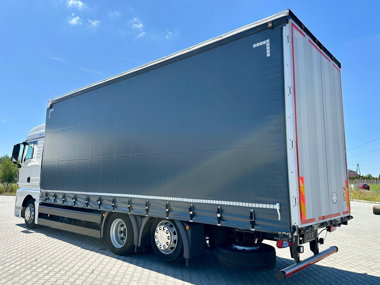 MAN TGX 26.460 / FIRANKA / 19 EUROPALET / 7.75 M / 6X2 / OŚ PODNOSZONA / AU - Kamion s ceradom: slika MAN TGX 26.460 / FIRANKA / 19 EUROPALET / 7.75 M / 6X2 / OŚ PODNOSZONA / AU - Kamion s ceradom MAN TGX 26.460 / FIRANKA / 19 EUROPALET / 7.75 M / 6X2 / OŚ PODNOSZONA / AU - Kamion s ceradom: slika MAN TGX 26.460 / FIRANKA / 19 EUROPALET / 7.75 M / 6X2 / OŚ PODNOSZONA / AU - Kamion s ceradom