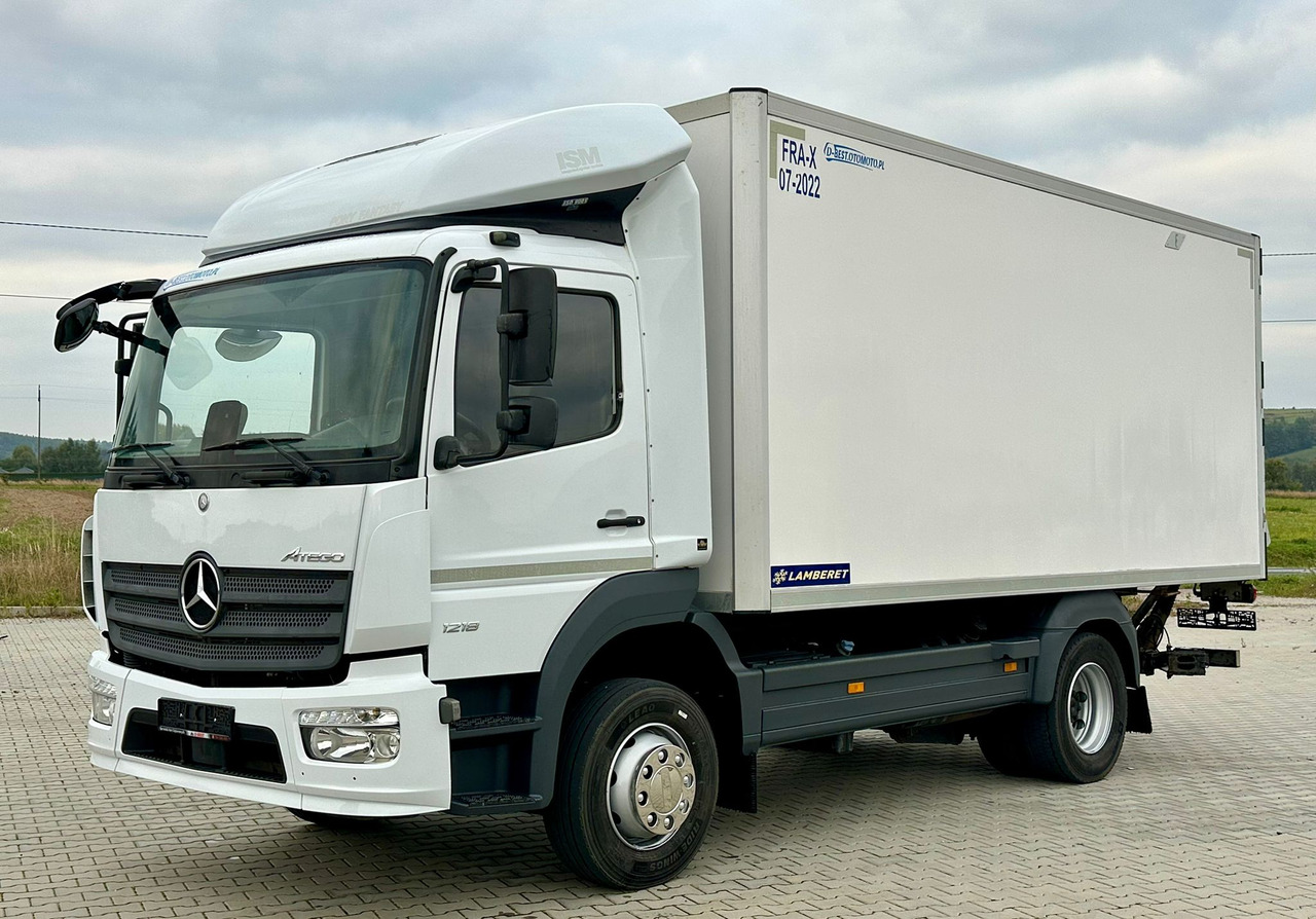 MERCEDES-BENZ ATEGO 1218 / CHŁODNIA / WINDA / 12 PALET / 5.10 M DŁUGOŚCI / AUTOMAT / LAMBERET / 5090 KG ŁADOWNOŚCI - Kamion hladnjača: slika MERCEDES-BENZ ATEGO 1218 / CHŁODNIA / WINDA / 12 PALET / 5.10 M DŁUGOŚCI / AUTOMAT / LAMBERET / 5090 KG ŁADOWNOŚCI - Kamion hladnjača MERCEDES-BENZ ATEGO 1218 / CHŁODNIA / WINDA / 12 PALET / 5.10 M DŁUGOŚCI / AUTOMAT / LAMBERET / 5090 KG ŁADOWNOŚCI - Kamion hladnjača: slika MERCEDES-BENZ ATEGO 1218 / CHŁODNIA / WINDA / 12 PALET / 5.10 M DŁUGOŚCI / AUTOMAT / LAMBERET / 5090 KG ŁADOWNOŚCI - Kamion hladnjača