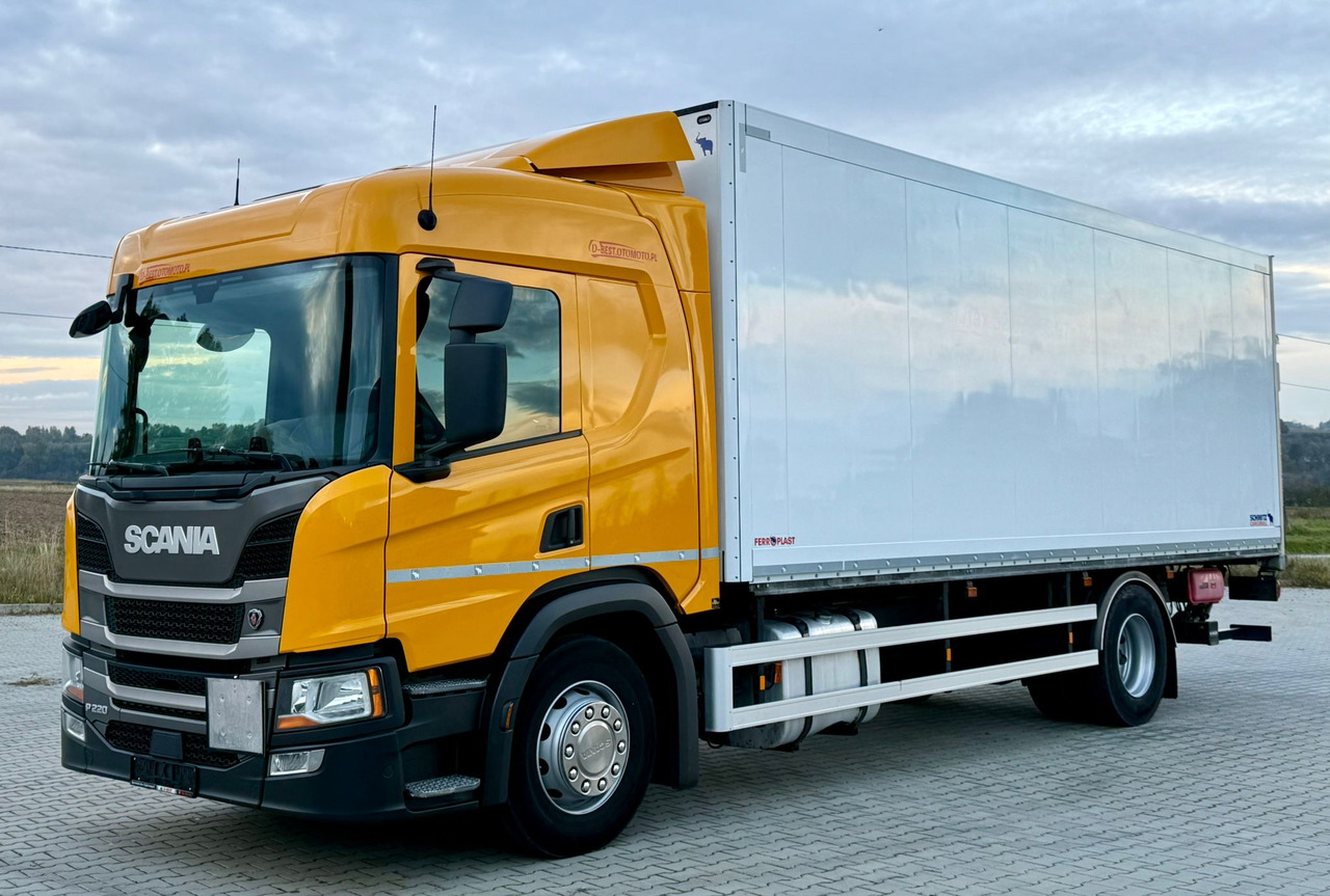 SCANIA P220 / IZOTERMA / WINDA / SCHMITZ / 18 PALET / SILNIK 6 / SYPIALKA / 2019 ROK / NISKI PRZEBIEG - Izotermni kamion: slika SCANIA P220 / IZOTERMA / WINDA / SCHMITZ / 18 PALET / SILNIK 6 / SYPIALKA / 2019 ROK / NISKI PRZEBIEG - Izotermni kamion SCANIA P220 / IZOTERMA / WINDA / SCHMITZ / 18 PALET / SILNIK 6 / SYPIALKA / 2019 ROK / NISKI PRZEBIEG - Izotermni kamion: slika SCANIA P220 / IZOTERMA / WINDA / SCHMITZ / 18 PALET / SILNIK 6 / SYPIALKA / 2019 ROK / NISKI PRZEBIEG - Izotermni kamion