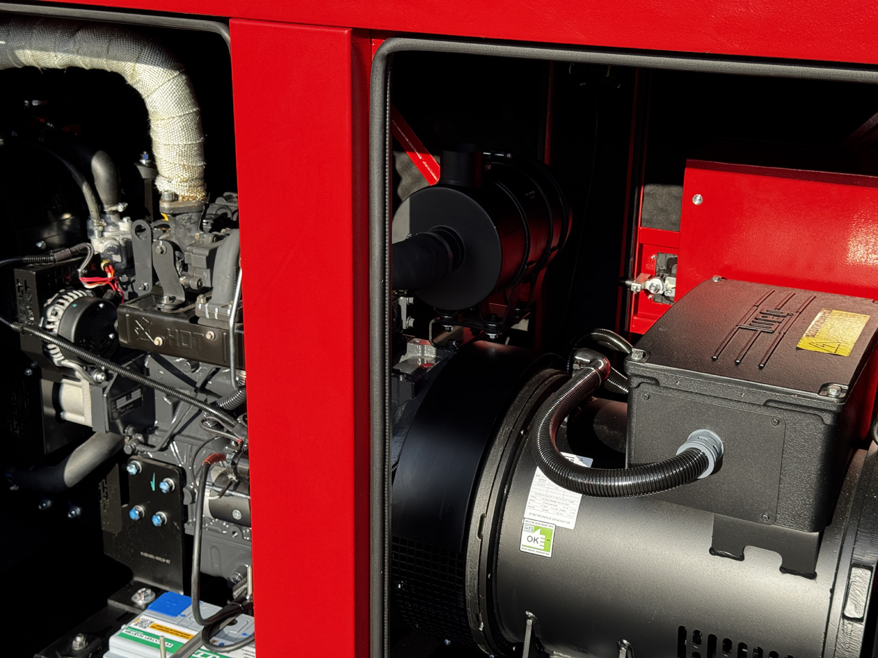 Novi Generatorski set IVECO 30 kVA / 24 kW: slika Novi Generatorski set IVECO 30 kVA / 24 kW Novi Generatorski set IVECO 30 kVA / 24 kW: slika Novi Generatorski set IVECO 30 kVA / 24 kW