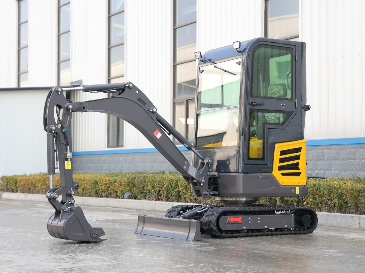 KUBOTA Diesel Mini excavator 2 Ton - Müller Machinery MB 20 - KSH - Mini bager: slika KUBOTA Diesel Mini excavator 2 Ton - Müller Machinery MB 20 - KSH - Mini bager KUBOTA Diesel Mini excavator 2 Ton - Müller Machinery MB 20 - KSH - Mini bager: slika KUBOTA Diesel Mini excavator 2 Ton - Müller Machinery MB 20 - KSH - Mini bager