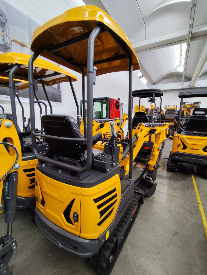 Müller Machinery Diesel Mini excavator 1.2 Tons - Müller Machinery MB 12 - SH - Mini bager: slika Müller Machinery Diesel Mini excavator 1.2 Tons - Müller Machinery MB 12 - SH - Mini bager Müller Machinery Diesel Mini excavator 1.2 Tons - Müller Machinery MB 12 - SH - Mini bager: slika Müller Machinery Diesel Mini excavator 1.2 Tons - Müller Machinery MB 12 - SH - Mini bager