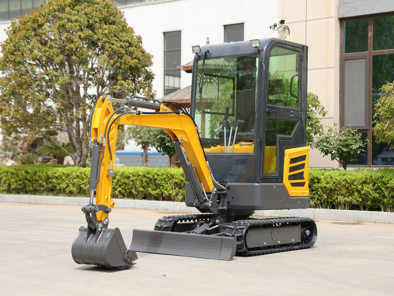 Müller Machinery Diesel Mini excavator 1.8 Ton - Müller Machinery MB 18 - KSH Laidong KB385B Motor - Mini bager: slika Müller Machinery Diesel Mini excavator 1.8 Ton - Müller Machinery MB 18 - KSH Laidong KB385B Motor - Mini bager Müller Machinery Diesel Mini excavator 1.8 Ton - Müller Machinery MB 18 - KSH Laidong KB385B Motor - Mini bager: slika Müller Machinery Diesel Mini excavator 1.8 Ton - Müller Machinery MB 18 - KSH Laidong KB385B Motor - Mini bager