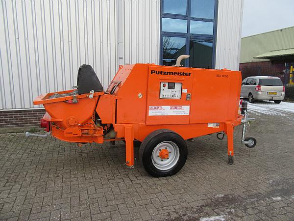 2014 PUTZMEISTER  BSA1005 DC  trailer mounted. - Stacionarna pumpa za beton: slika  2014 PUTZMEISTER  BSA1005 DC  trailer mounted. - Stacionarna pumpa za beton 2014 PUTZMEISTER  BSA1005 DC  trailer mounted. - Stacionarna pumpa za beton: slika  2014 PUTZMEISTER  BSA1005 DC  trailer mounted. - Stacionarna pumpa za beton