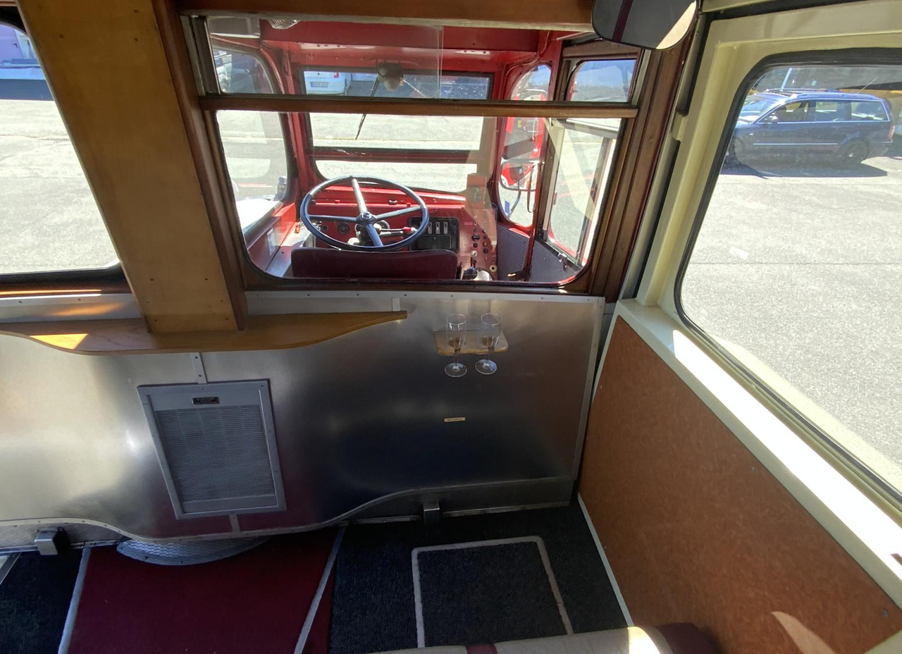 Autobus Leyland Tiger TS6: slika Autobus Leyland Tiger TS6