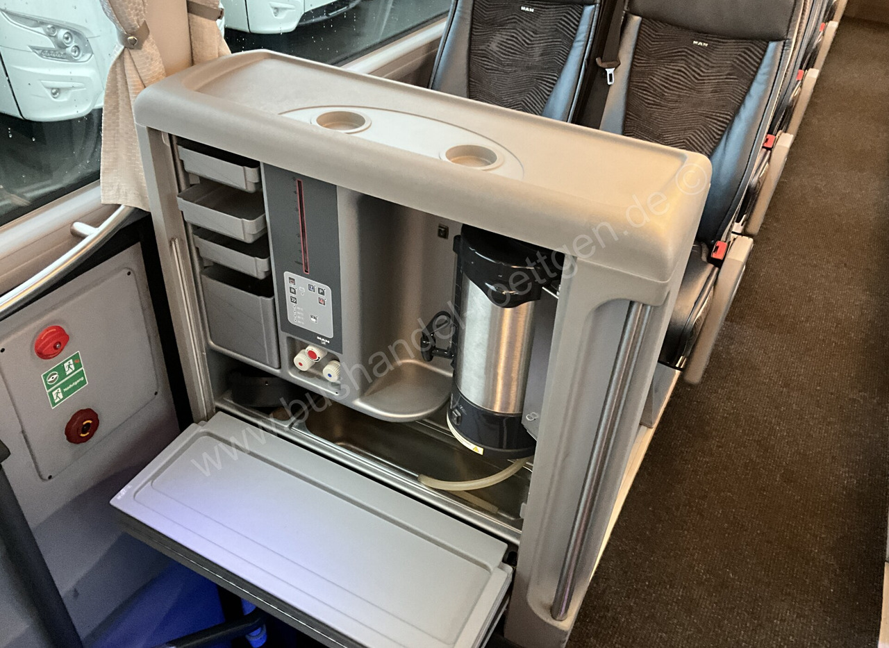 Zakup MAN R 09 Lion´s Coach MAN R 09 Lion´s Coach: slika Zakup MAN R 09 Lion´s Coach MAN R 09 Lion´s Coach