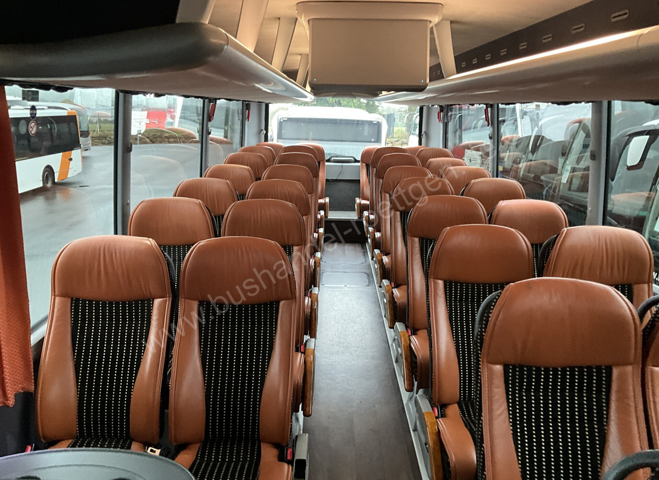 Turistički autobus MAN R09: slika Turistički autobus MAN R09