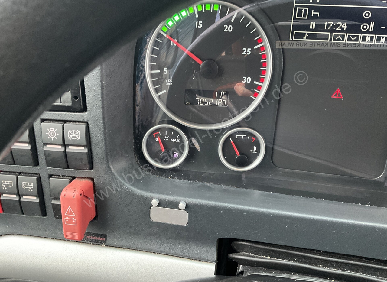 Turistički autobus MAN R09: slika Turistički autobus MAN R09