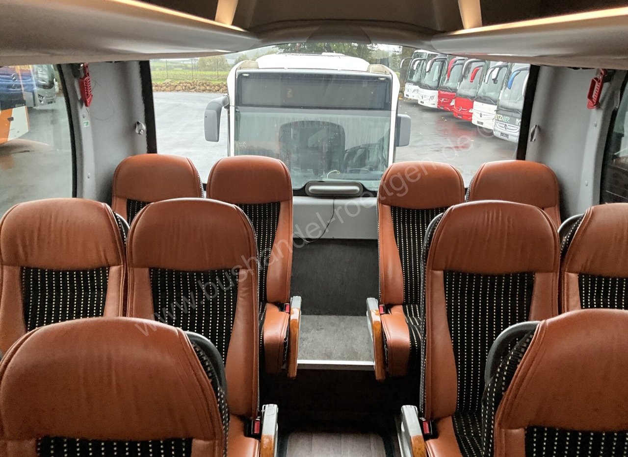 Turistički autobus MAN R09: slika Turistički autobus MAN R09