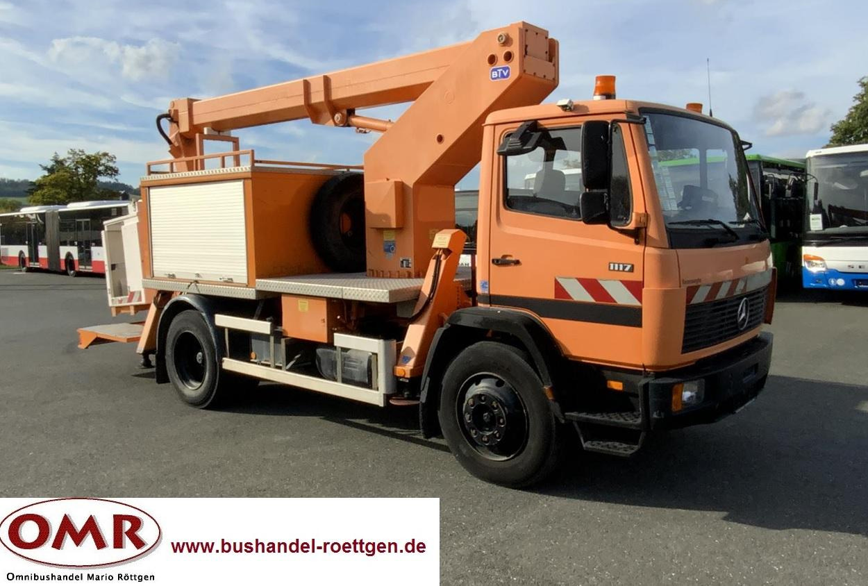 Mercedes-Benz 1117 - Podizna platforma montirana na kamion: slika Mercedes-Benz 1117 - Podizna platforma montirana na kamion Mercedes-Benz 1117 - Podizna platforma montirana na kamion: slika Mercedes-Benz 1117 - Podizna platforma montirana na kamion