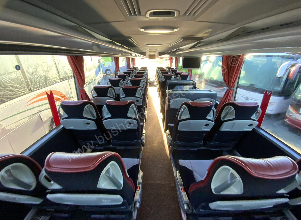 Turistički autobus Mercedes-Benz Tourismo RHD-M: slika Turistički autobus Mercedes-Benz Tourismo RHD-M