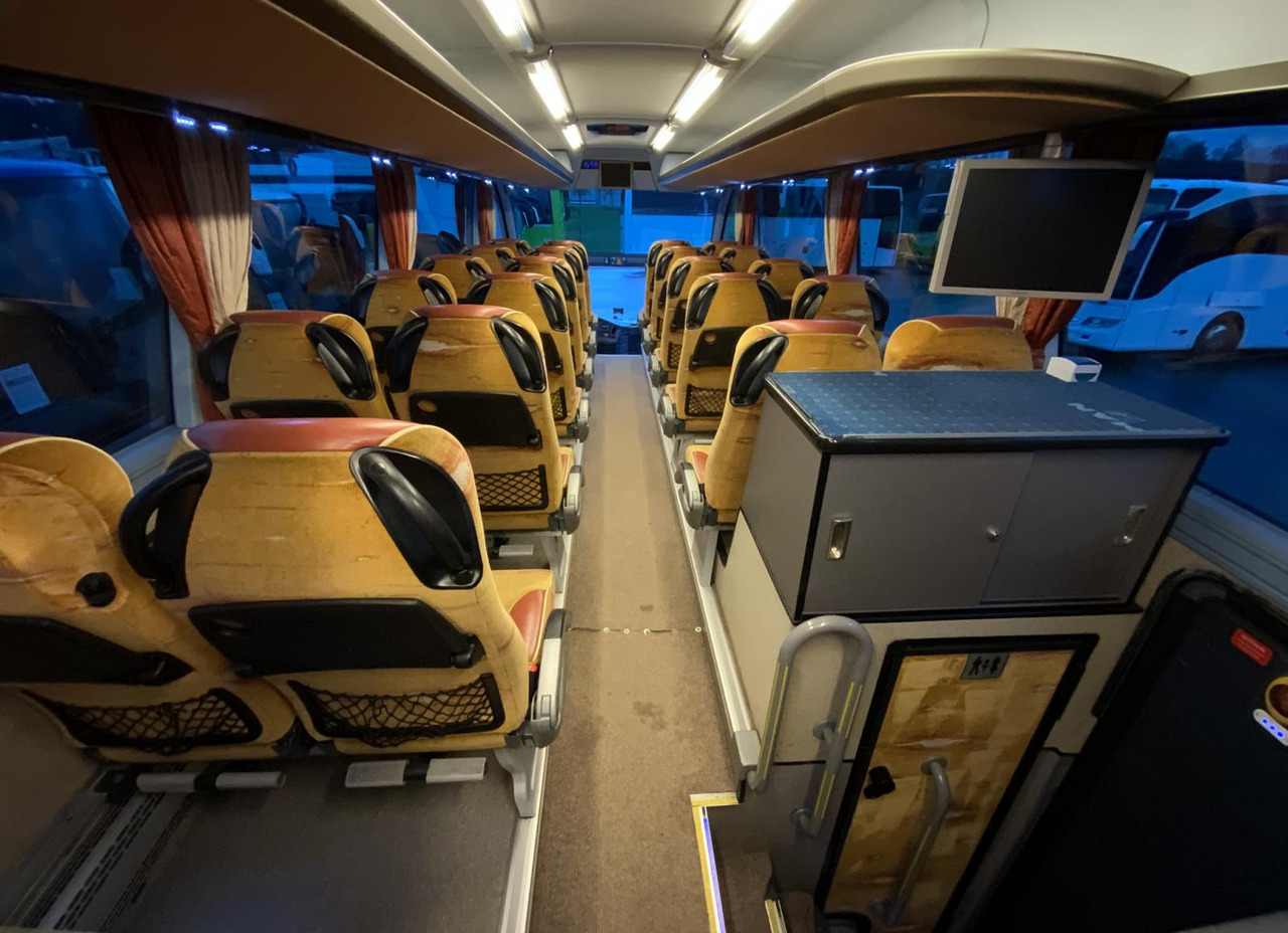 Turistički autobus Neoplan Cityliner: slika Turistički autobus Neoplan Cityliner