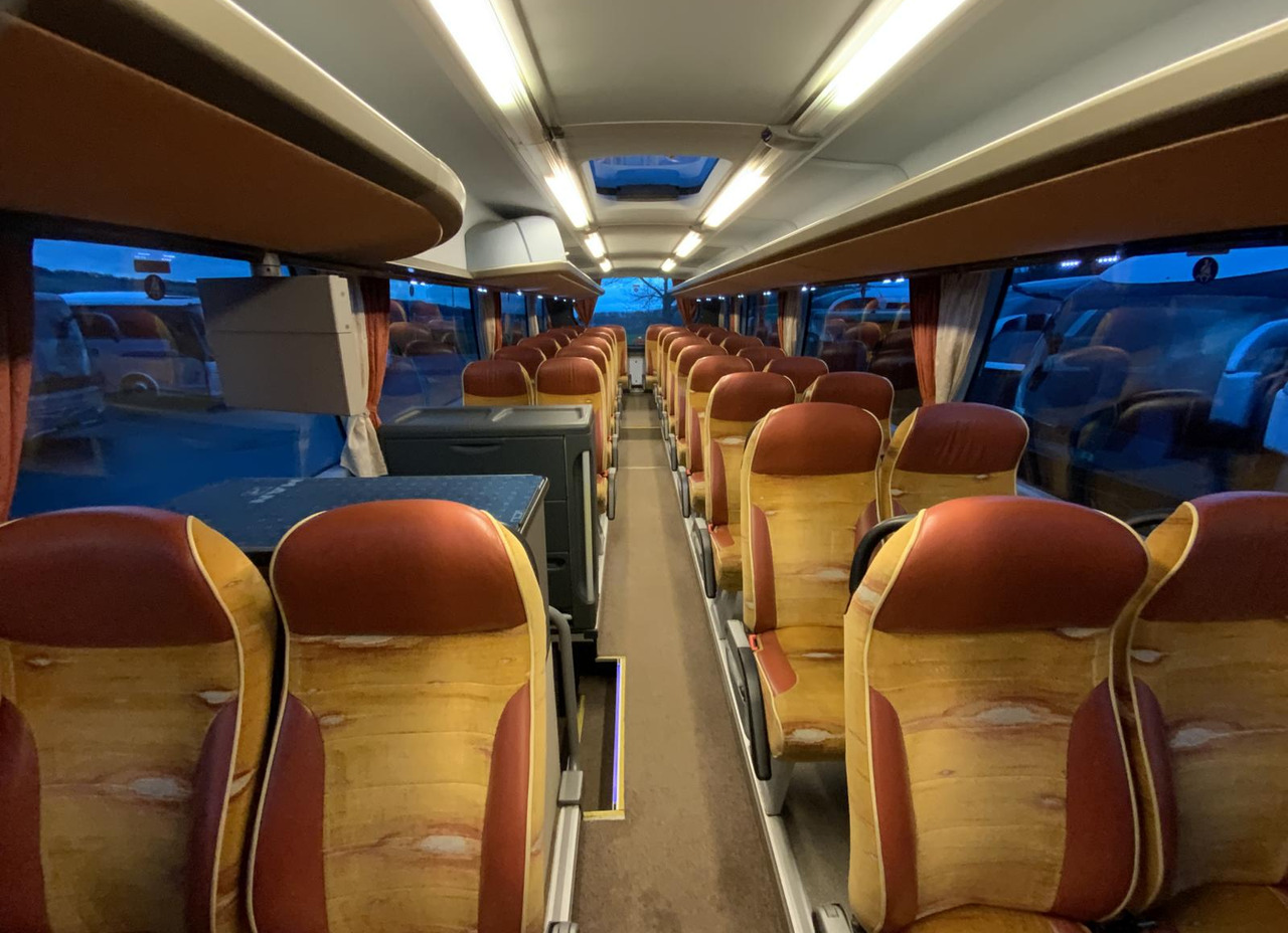 Turistički autobus Neoplan Cityliner: slika Turistički autobus Neoplan Cityliner