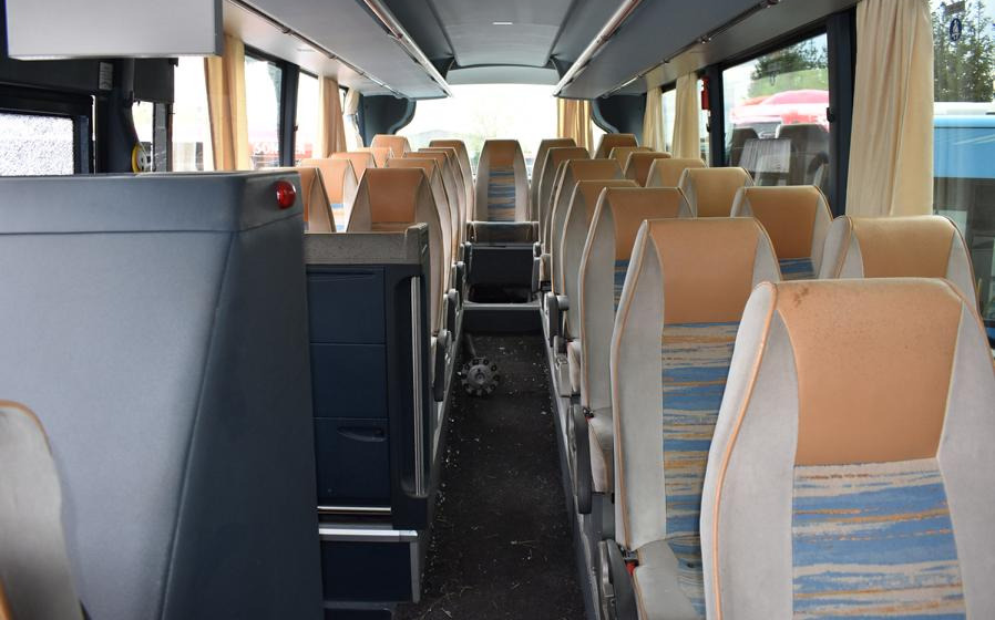 Prigradski autobus Neoplan N 3516 Ü Trendliner: slika Prigradski autobus Neoplan N 3516 Ü Trendliner