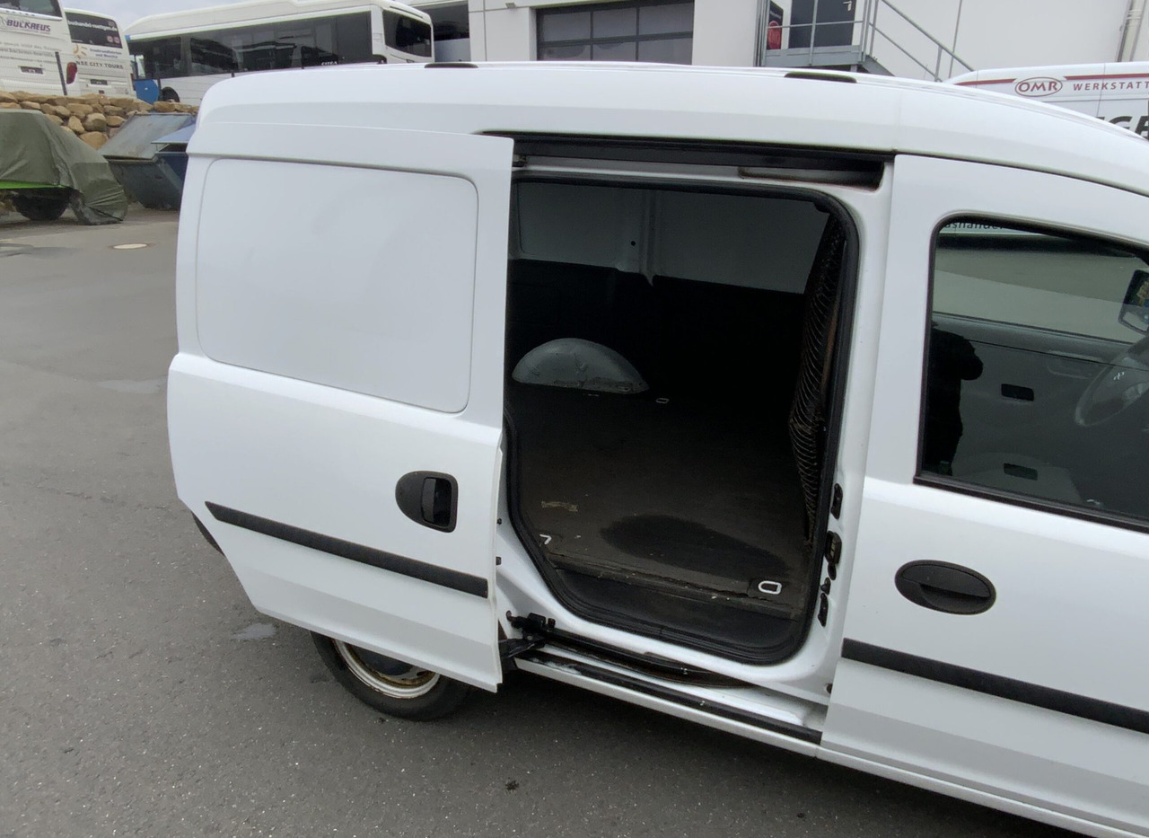 Opel Combo-C-Van - Automobil: slika Opel Combo-C-Van - Automobil Opel Combo-C-Van - Automobil: slika Opel Combo-C-Van - Automobil