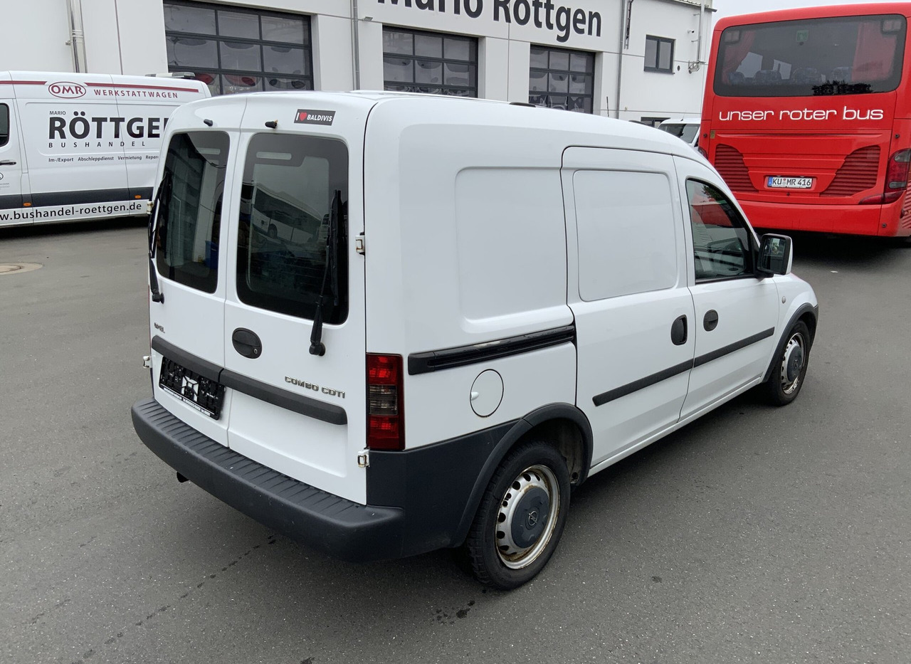 Opel Combo-C-Van - Automobil: slika Opel Combo-C-Van - Automobil Opel Combo-C-Van - Automobil: slika Opel Combo-C-Van - Automobil