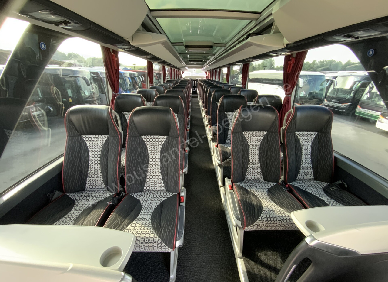 Zakup Setra S 517 HDH Setra S 517 HDH: slika Zakup Setra S 517 HDH Setra S 517 HDH