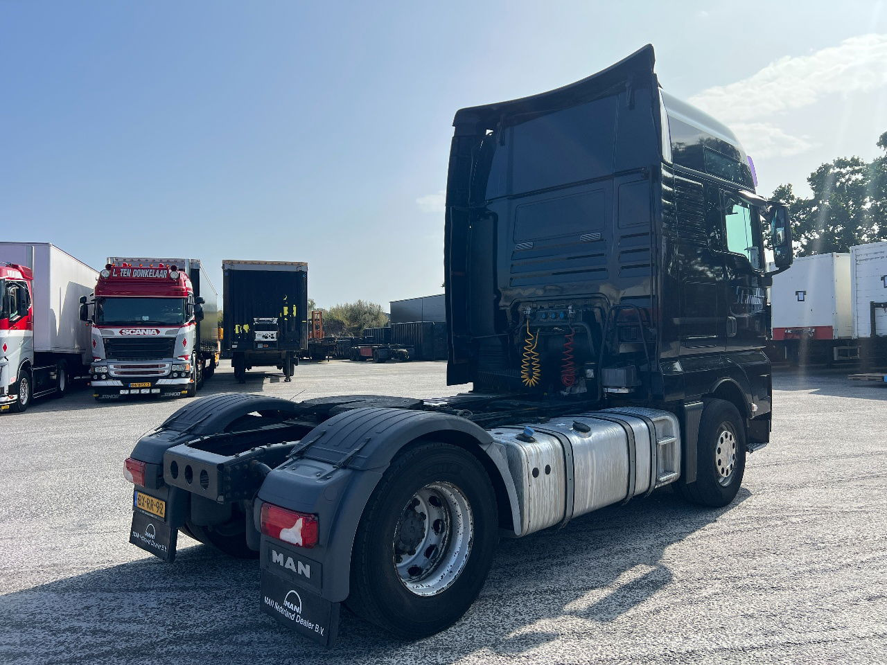 MAN TGX 18.400 XXL Euro 5, NL Truck - Tegljač: slika MAN TGX 18.400 XXL Euro 5, NL Truck - Tegljač MAN TGX 18.400 XXL Euro 5, NL Truck - Tegljač: slika MAN TGX 18.400 XXL Euro 5, NL Truck - Tegljač