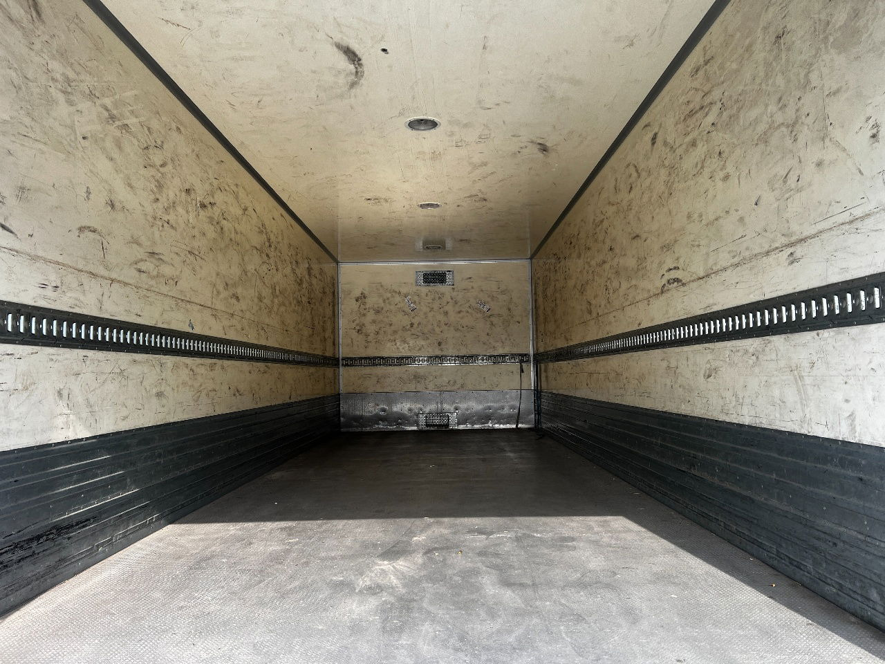 Kamion sandučar Volvo FL 12.240 Euro 5, NL truck: slika Kamion sandučar Volvo FL 12.240 Euro 5, NL truck
