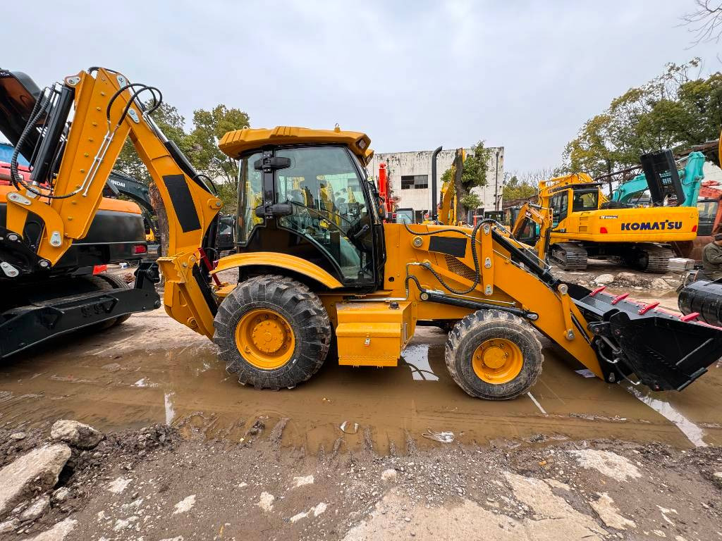CAT 100% new CAT 420 F - Rovokopač-utovarivač: slika CAT 100% new CAT 420 F - Rovokopač-utovarivač CAT 100% new CAT 420 F - Rovokopač-utovarivač: slika CAT 100% new CAT 420 F - Rovokopač-utovarivač